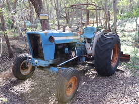 FORD 4000 TRACTOR WITH MASSEY FERGUSON 3 POINT LINK GRADER - picture0' - Click to enlarge