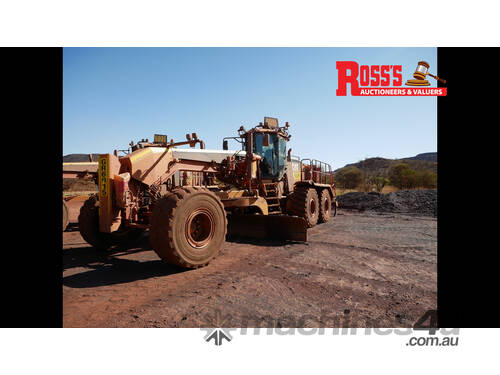 2013 CATERPILLAR GRADER 16M