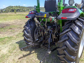 New AgKing 70HP ROPS 4WD tractor with FEL 4in1 bucket - picture2' - Click to enlarge