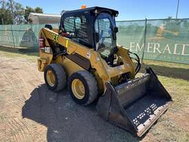 2019 CAT 236D SKID STEER LOADER - picture13' - Click to enlarge