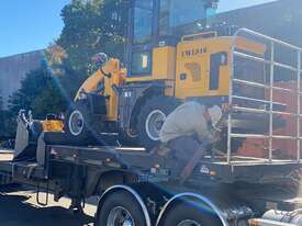 (WA FIELD SHOW SALE) NEW UHI WHEEL LOADERS - picture2' - Click to enlarge