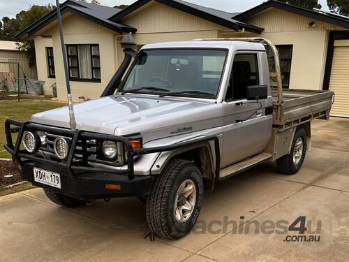 Toyota Landcruiser UTE