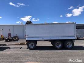 2000 Integrated Trailer Technology HXW D3 Tri Axle Dog Trailer - picture2' - Click to enlarge