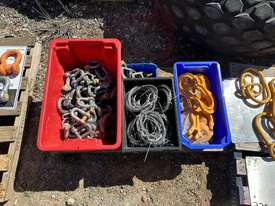 Assorted D Shackles Wire Cables and Lifting Hooks - picture1' - Click to enlarge