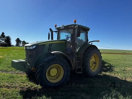 caption 2019 John Deere 7210R Row Crop Tractors