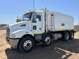  2014 KENWORTH T359 8x4 WATER TRUCK - picture1' - Click to enlarge