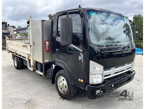 **UPDATED**2011 ISUZU NH NP Tipper Truck