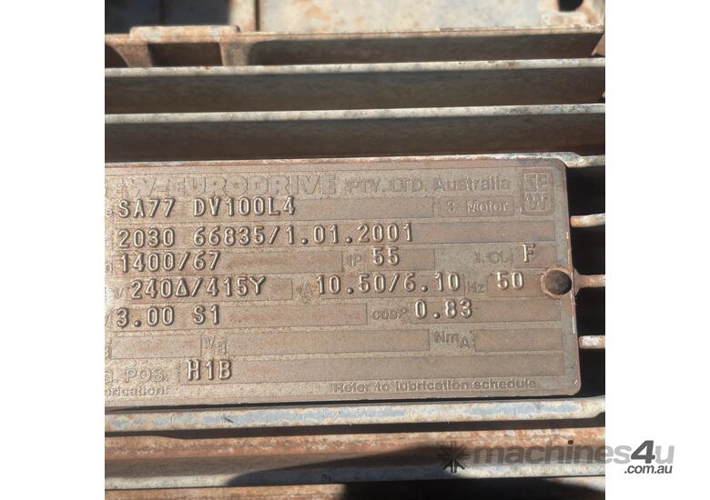 Large 11.5m troughed style bulk handling conveyor 3kw motor 455mm rubber belt