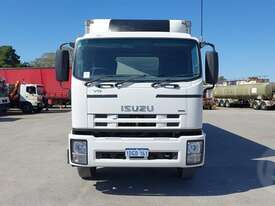 Isuzu FVD 1000 - picture0' - Click to enlarge