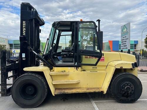 caption Hyster H16XM 16-Ton Forklift – Heavy-Duty Lifting for Tough Applications!