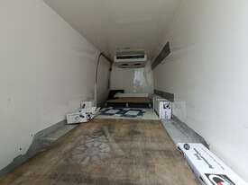 2008 Volkswagen Crafter 50 LWB Refrigerated Van - picture2' - Click to enlarge