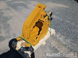 Toft TOFT02TB Hydraulic Thumb Bucket - picture0' - Click to enlarge