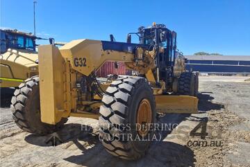 Caterpillar CAT 16-15 Motor Graders