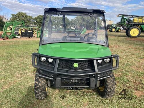 caption 2022 John Deere 865M Atvs Gators