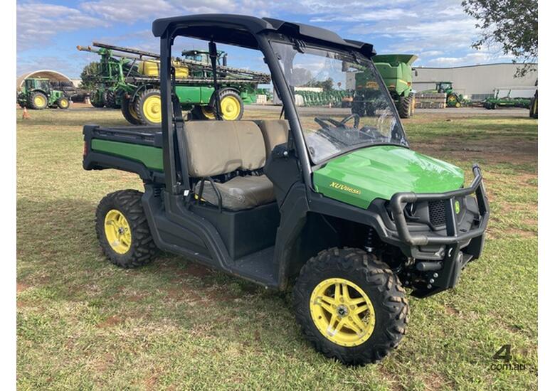 caption 2022 John Deere 865M Atvs Gators