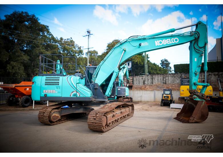 KOBELCO SK260LC-10 EXCAVATOR