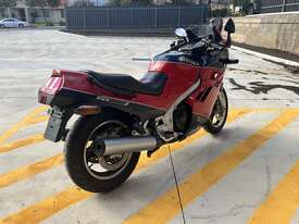 1988 Suzuki  GSX1100F - picture0' - Click to enlarge