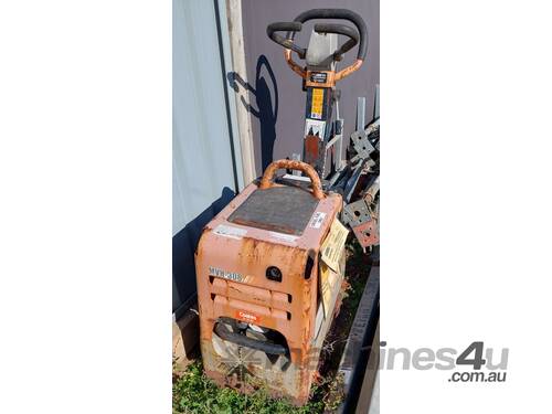 MIKASA Plate Compactor Reversible 340kg Diesel