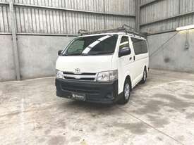 2013 Toyota Hiace LWB Van Petrol - picture0' - Click to enlarge