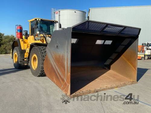 2015 Volvo L180G Articulated Wheel Loader