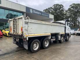 2018 Mitsubishi Fuso FS 8x4 Tipper - picture2' - Click to enlarge