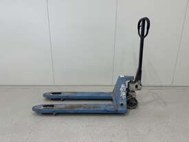 Pallet Jack - picture0' - Click to enlarge