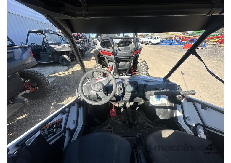 caption Polaris RZR Youth UTV/ATV - Safe & Easy Operation