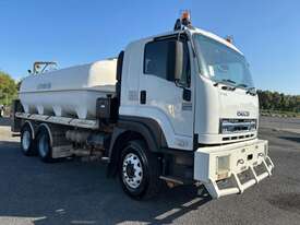 2010 Isuzu FXZ1500 Water Tanker - picture0' - Click to enlarge