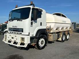 2010 Isuzu FXZ1500 Water Tanker - picture1' - Click to enlarge