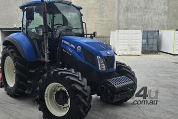 Tractor Slasher - New Holland T5-115 with Slasher