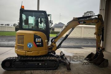 2013 Caterpillar 303.5E Mini Excavator + Buckets & Fully Serviced