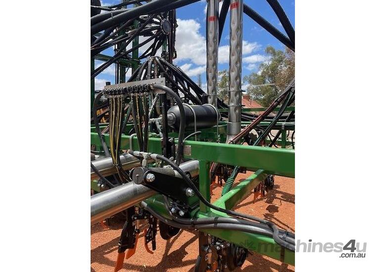 caption 2024 Ausplow D260-48E 8-Wheel 12.48M/40'11