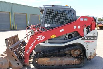   TAKEUCHI TL10V2 COMPACT TRACK LOADER