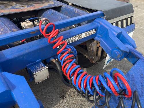 caption 2002 Freightmaster Tandem Axle Dolly