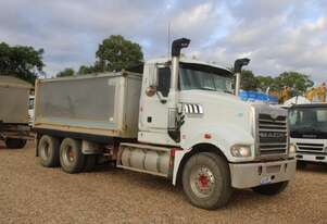 Mack 2010   Cmhr Trident