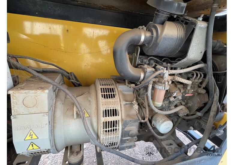 2009 Tru Blue Lighting Tower (Trailer Mounted)