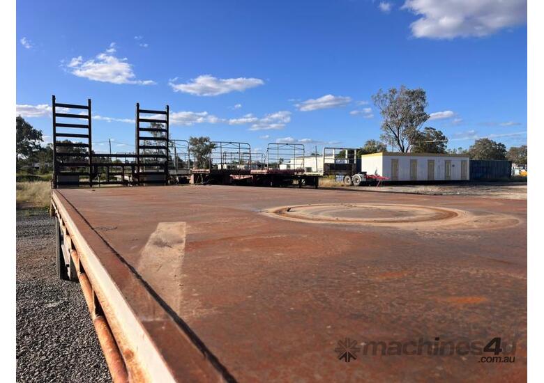 caption Plant Trailer