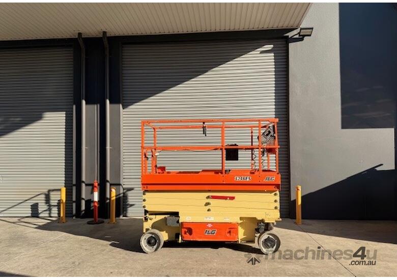 Used JLG3246 Scissor Lift 2018 model 397hrs