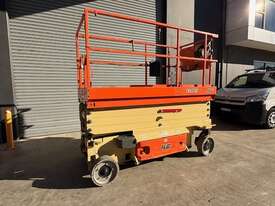 Used JLG3246 Scissor Lift 2018 model 397hrs - picture2' - Click to enlarge