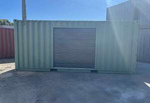 SHIPPING CONTAINER WITH NEW ROLLER DOOR 20FT SHIPPING CONTAINER WITH NEW ROLLER DOOR 20FT