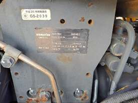 2015 Komatsu D155AXi_8 - picture1' - Click to enlarge