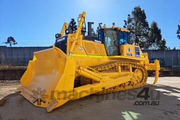 Komatsu 2015   D155AXi_8
