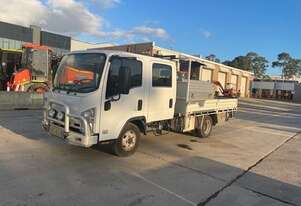 2011 Isuzu NH NLSR B11 Service Truck