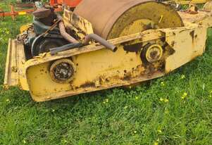 Towable Smooth Drum Roller