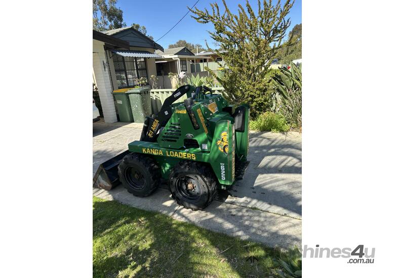 2025 Kanga DW625 Mini-Loader
