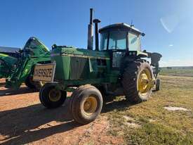 JOHN DEERE 4450 - picture0' - Click to enlarge