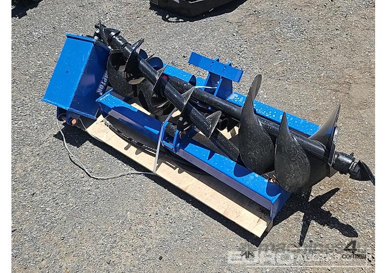 Unused Captok Hydraulic Auger Drive & 3 Augers to suit Skidsteer Loader 