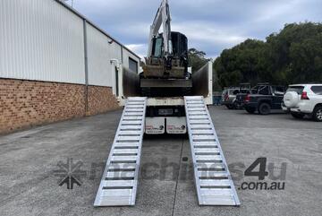 3.7m - 7Tonne Heavy Duty Rubber Track, Rubber Tyre Machinery Loading Ramps