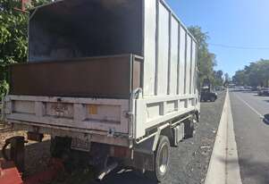 Isuzu Isuz npr Tipper truck Isuzu Isuz npr Tipper truck