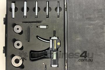 Bowers Bore Gauge Mics 620mm (0.2360.787in) + 43.2545.45mm (1.7031.789in) Bore Micrometer